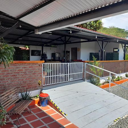 プエブロ・タパオ Finca La Bilbaina # 4ヴィラ エクステリア 写真
